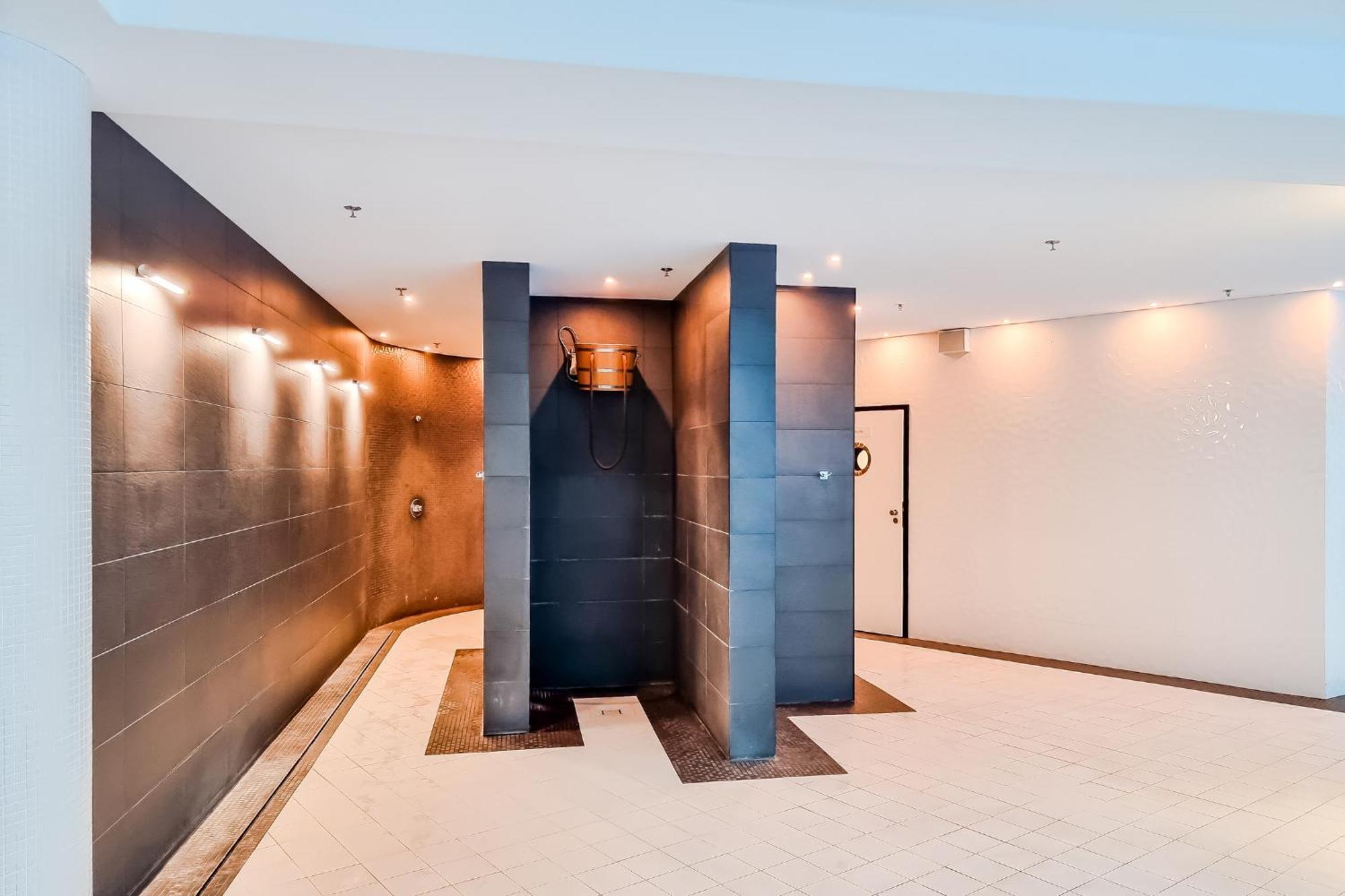 Hanza Tower Apartment No. 524 - Swimming Pool, Jacuzzi, Balcony Szczecin Kültér fotó
